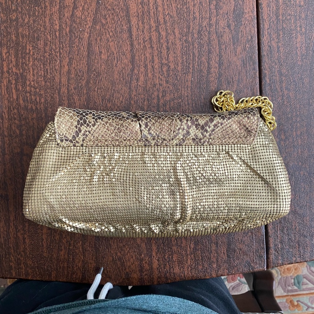 Vintage Whiting & Davis gold mesh and snakeskin evening handbag - Picture 5 of 5
